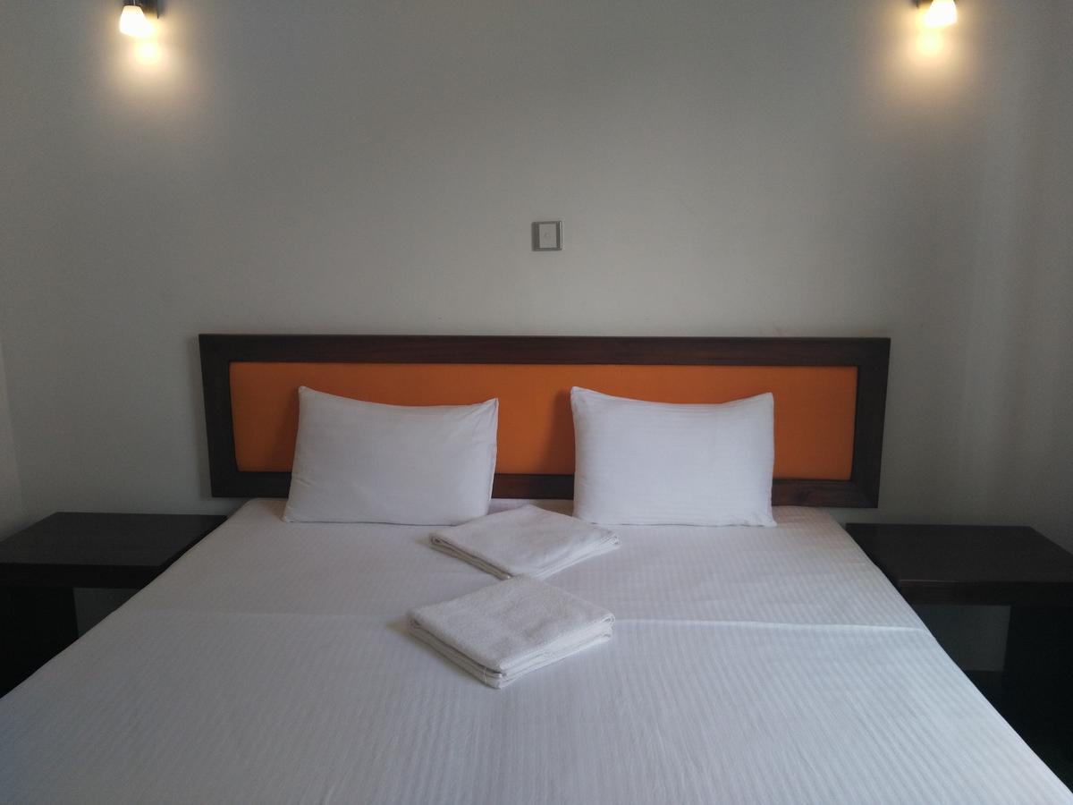 West Inn Kolombo Exteriér fotografie